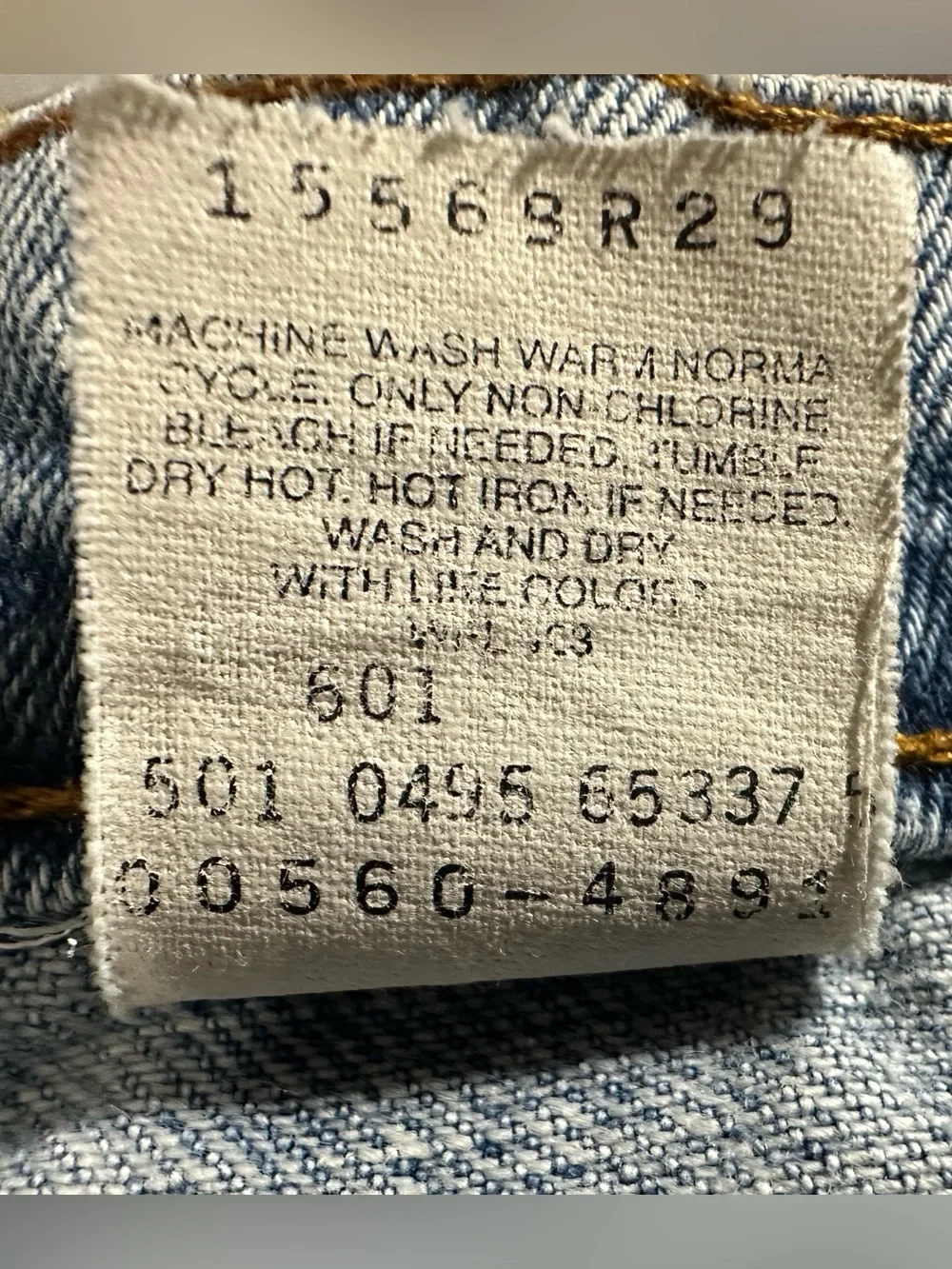 Vintage Levi’s 1995 tapered leg loose fit size 36x32